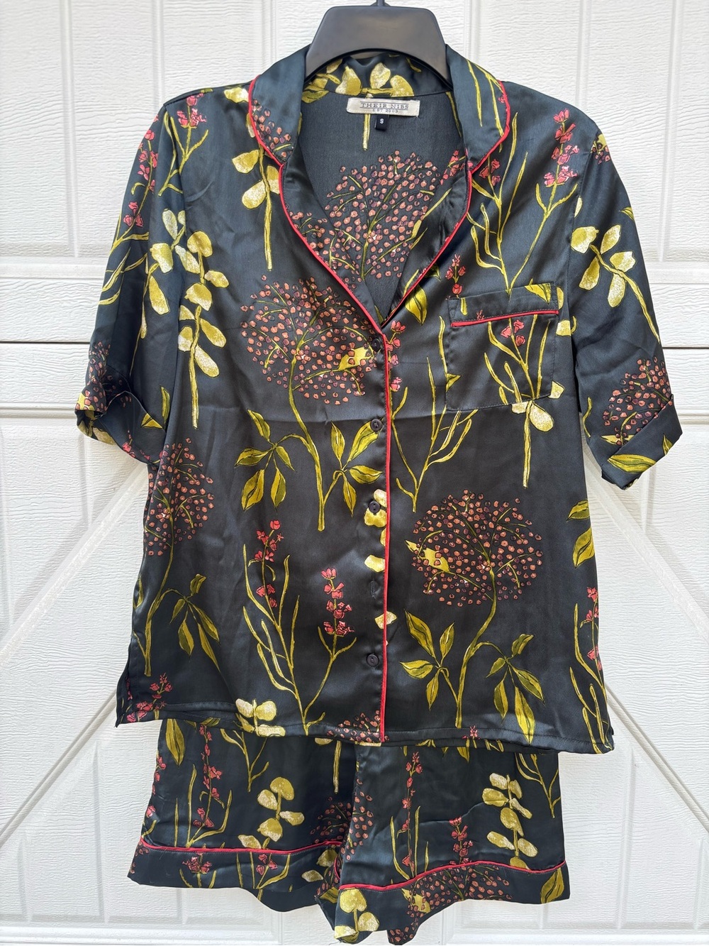Their Nibs Silky Botanical Floral Pajama Set Top & Shorts Size Small